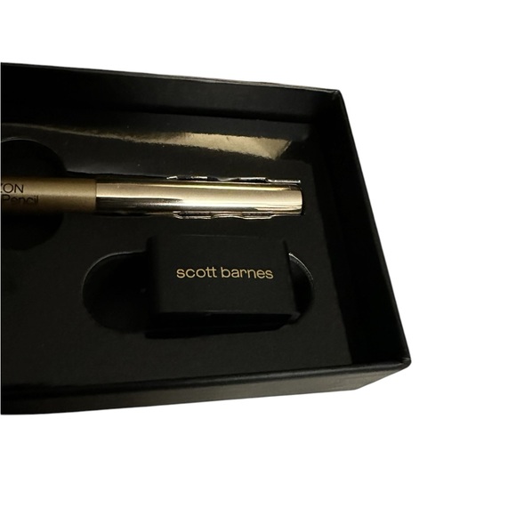 Scott Barnes Glamazon Lip Pencil Shade Kate With Sharpener NIB - Picture 6 of 11